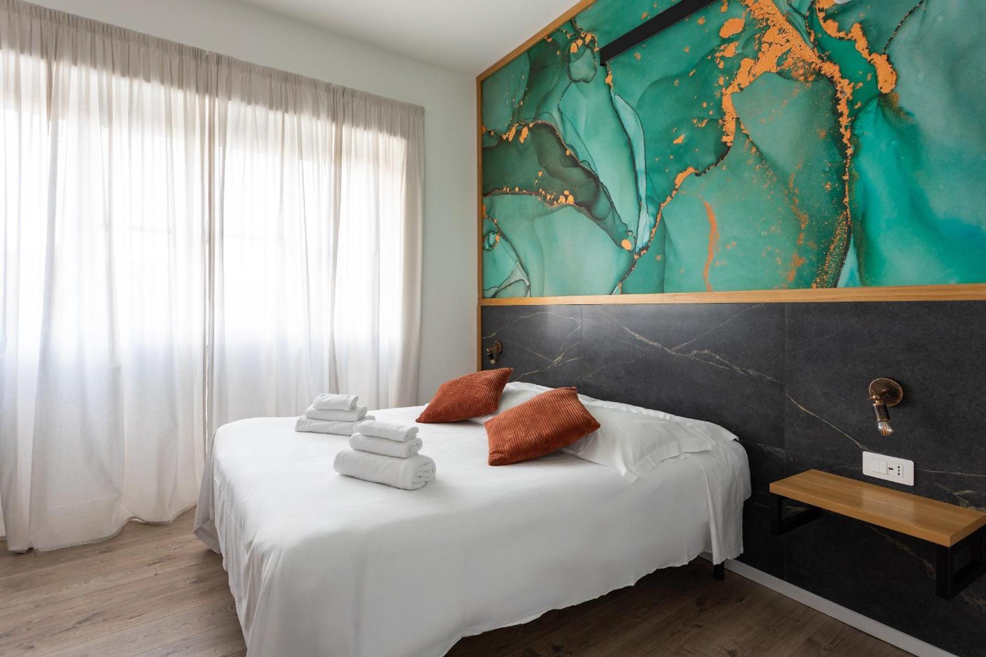 New Elegance Suites Guesthouse Oristano Buitenkant foto