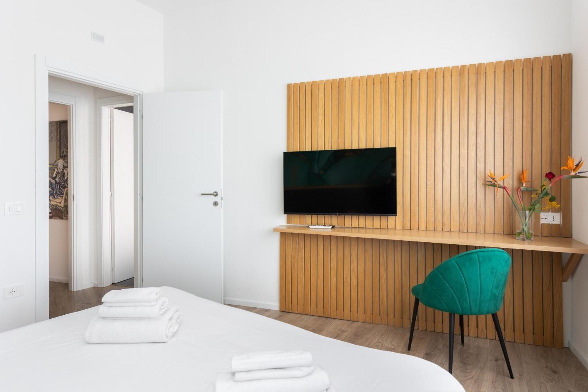 New Elegance Suites Guesthouse Oristano Buitenkant foto